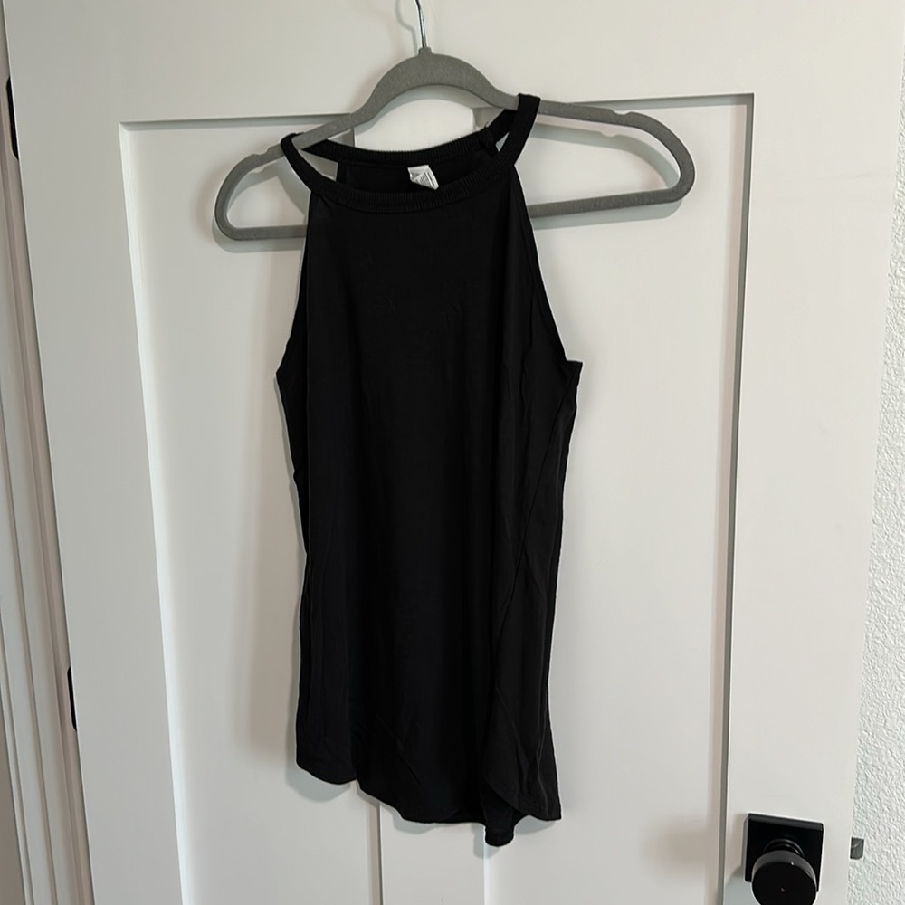District Women's M High Neck Ribbed Tank Top Solid Black Relaxed Fit Racerback
